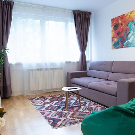 Old Town Central Oasis - Secured Parking Nearby - Self Check In - Metro Station At 1Min 부쿠레슈티 외부 사진