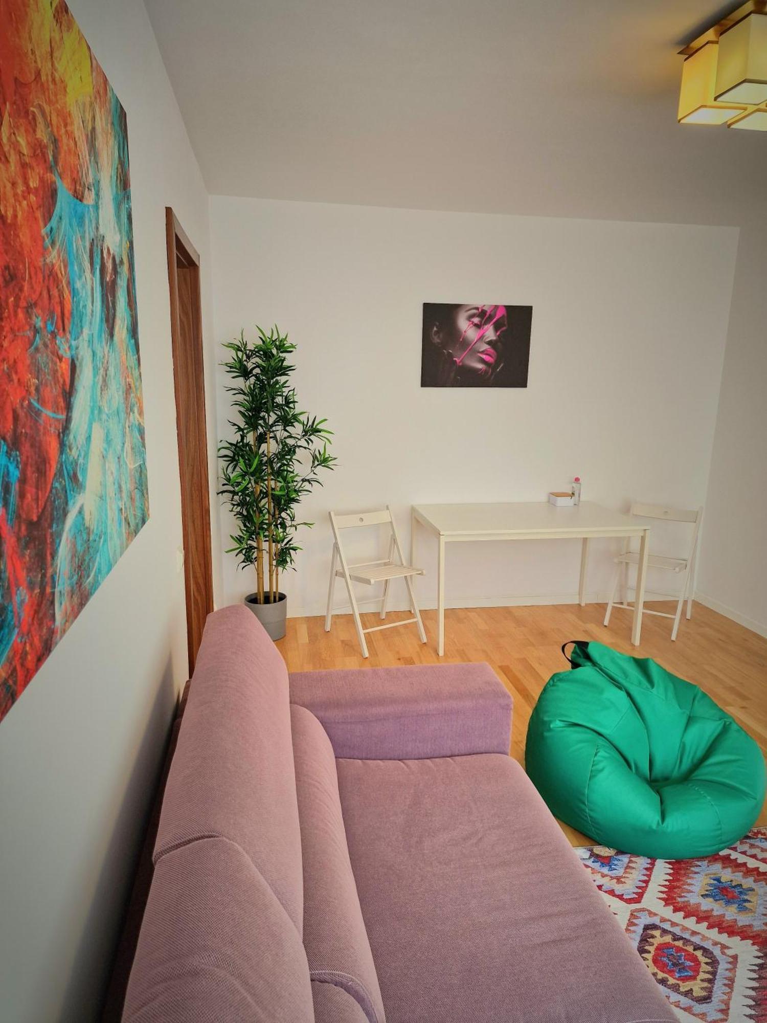 Old Town Central Oasis - Secured Parking Nearby - Self Check In - Metro Station At 1Min 부쿠레슈티 외부 사진