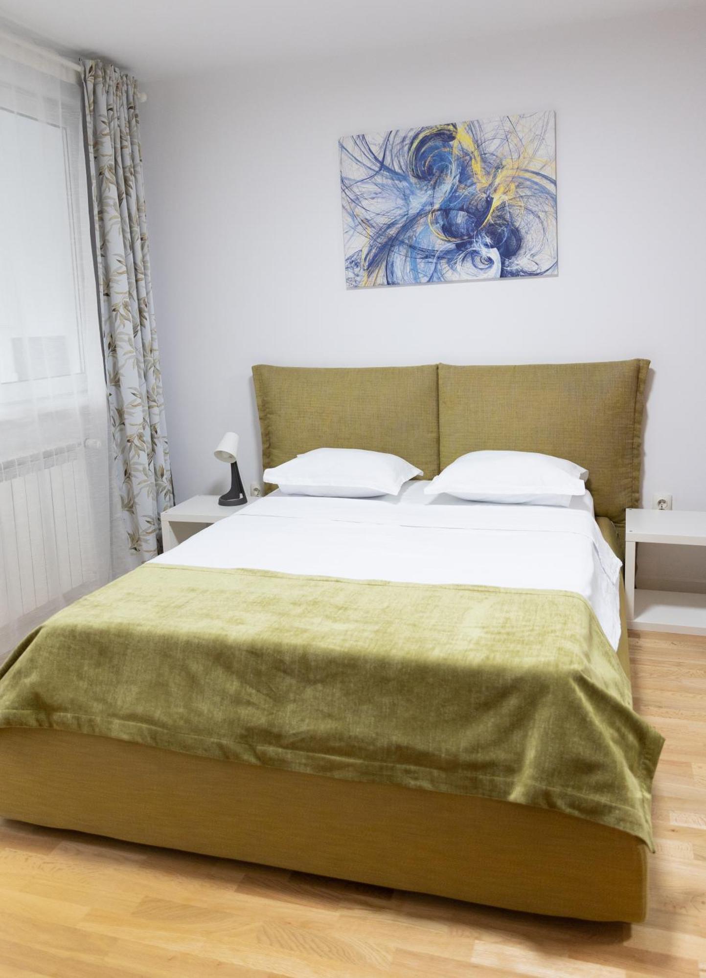 Old Town Central Oasis - Secured Parking Nearby - Self Check In - Metro Station At 1Min 부쿠레슈티 외부 사진